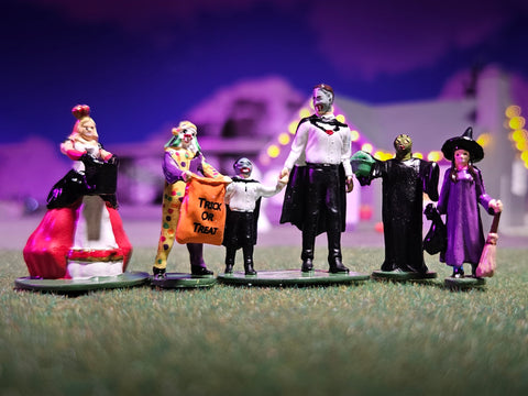 Lionel # 1930070 Trick or Treat Figure Pack