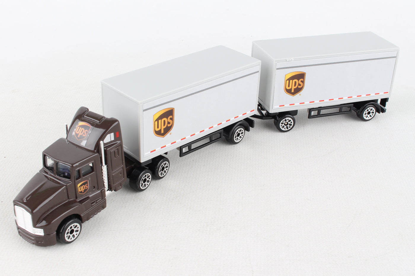 Daron # RT4345 UPS Tandem Tractor Trailer