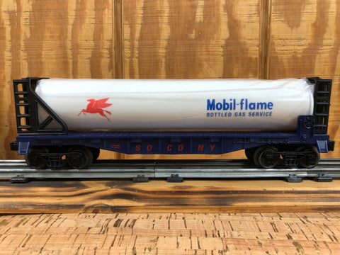 Lionel # 19472 Mobil Flat Car w/Tank & Bulkheads