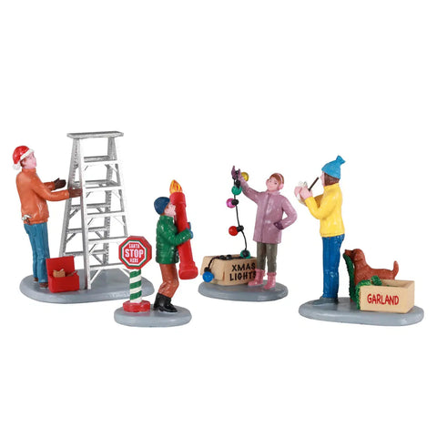 Lemax # 12030 Getting Ready To Decorate, Set Of 4
