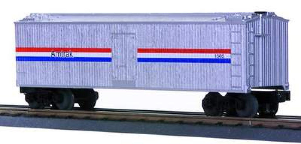 MTH # 30-7811 Amtrak Semi Scale Reefer Car