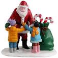 Lemax # 32211 Santa Gets A Hug